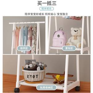 移動衣架帶輪 服裝店陳列新寵與寵物衣架的創新融合